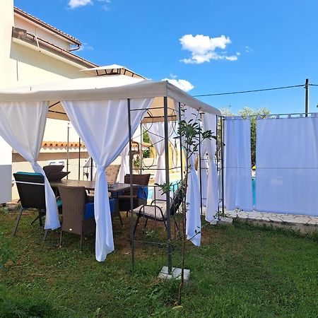 Apartamento Casa Antonio With Swimming Pool Novigrad Istria Exterior foto